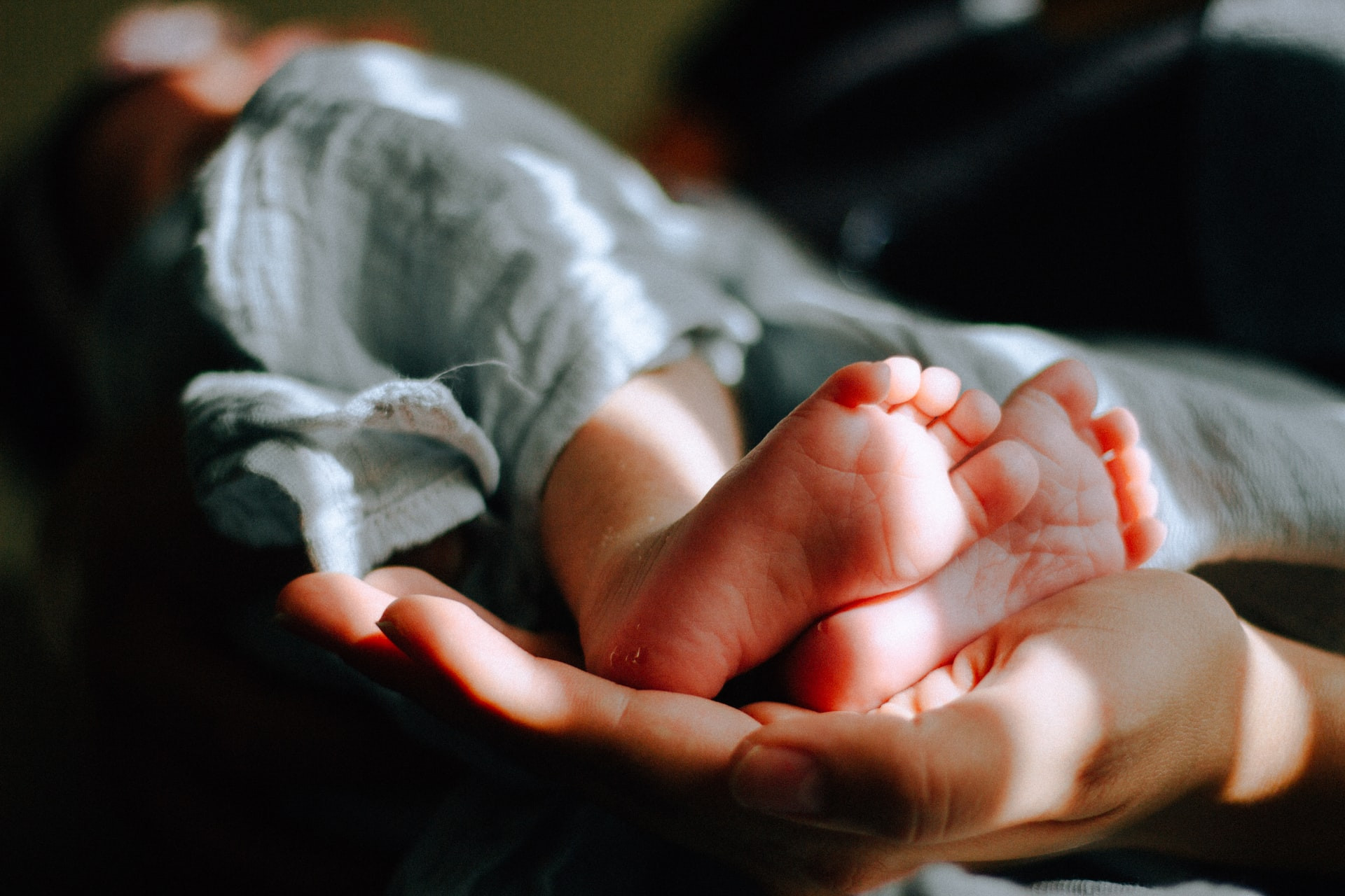 Neugeborenes_ Baby_unsplash.jpg